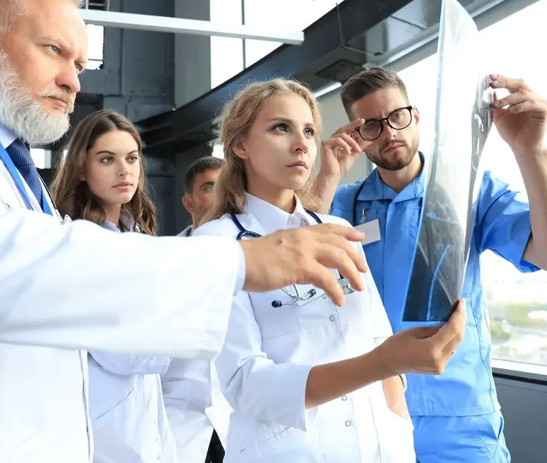 Defensa de profesionales de la salud